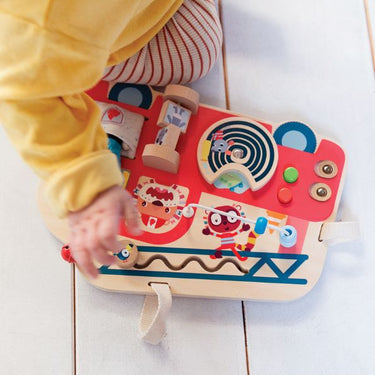 Lilliputiens - Wooden Fire Engine Activity Board